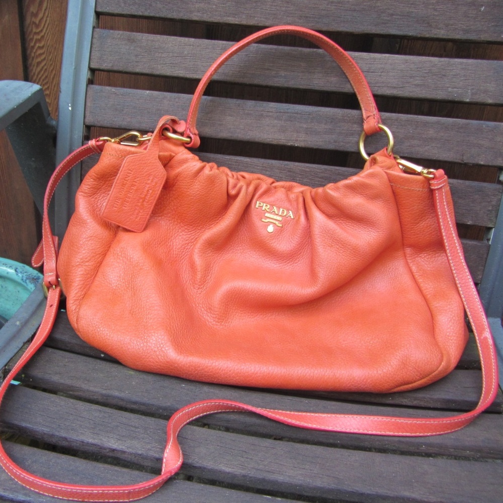 AUTH PRADA ORANGE PEBBLED LEATHER SHOULDER BAG